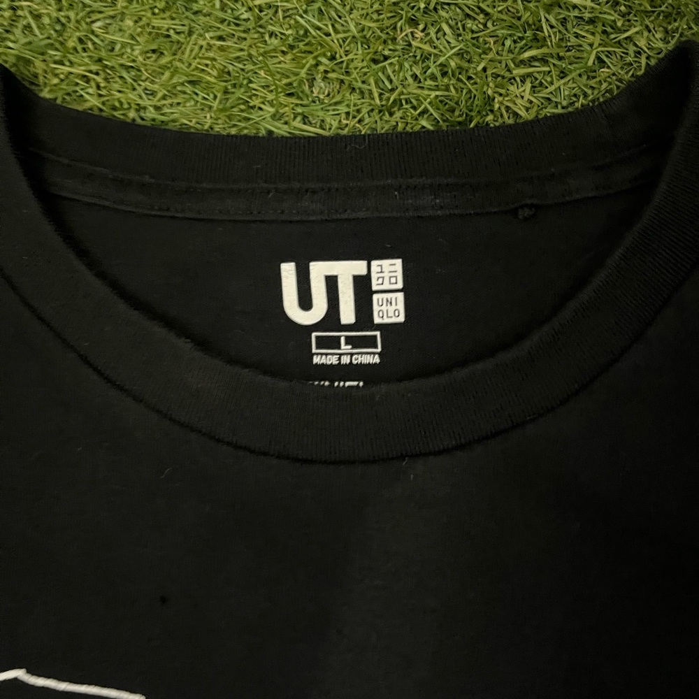 Uniqlo x Daniel Arsham x Pokémon
Mewtwo T-Shirt Black - Picture 3 of 3